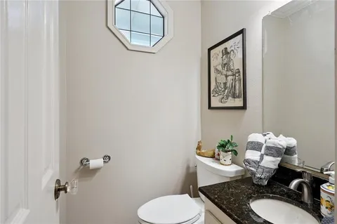 $285,000 | 605 Colbert Street, Unit 10, Mandeville, LA 70448