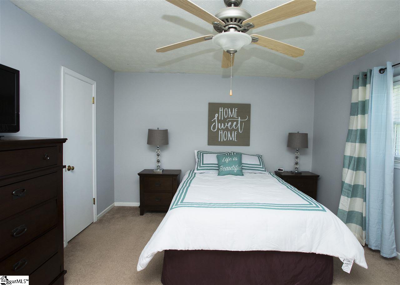 405 Brookmere Road Simpsonville, SC 29681 - Photo 15 of 24 Gallery Image 15