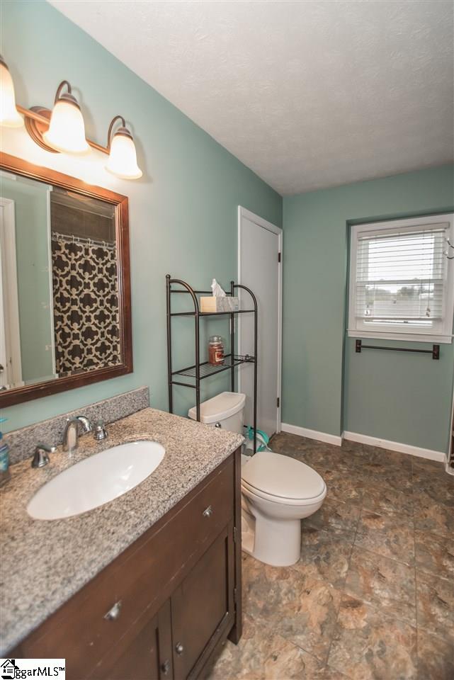 405 Brookmere Road Simpsonville, SC 29681 - Photo 18 of 24 Gallery Image 18