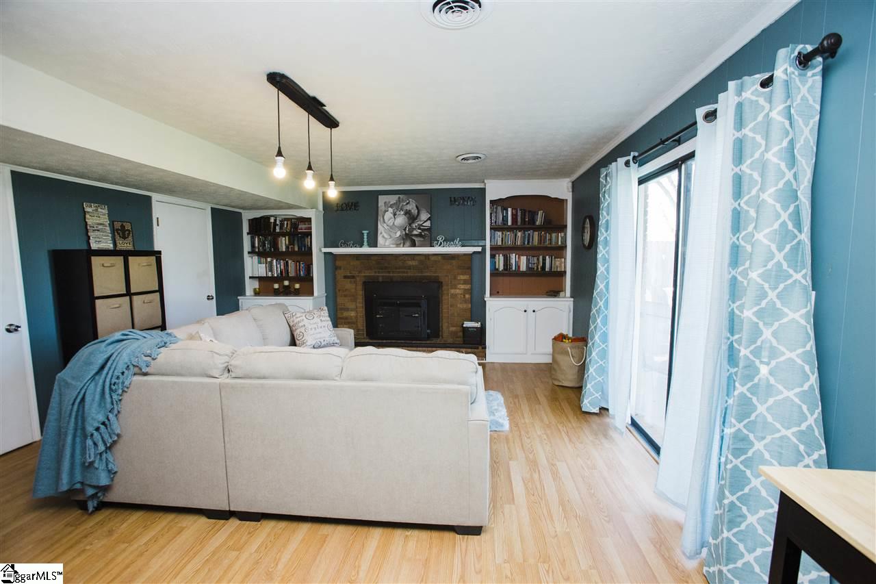405 Brookmere Road Simpsonville, SC 29681 - Photo 10 of 24 Gallery Image 10