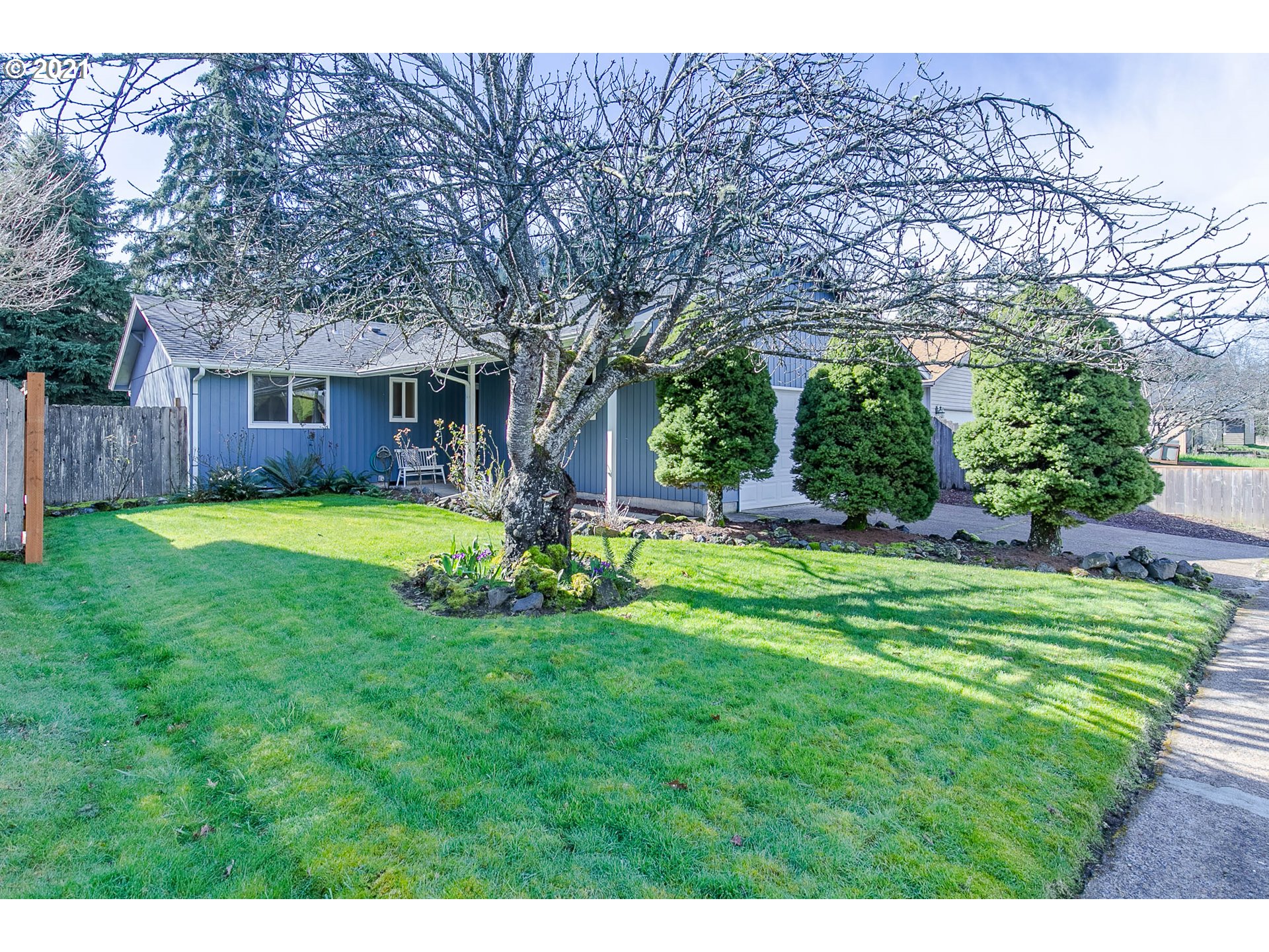 6785 Aster Street Springfield, OR 97478 - Photo 1 of 24