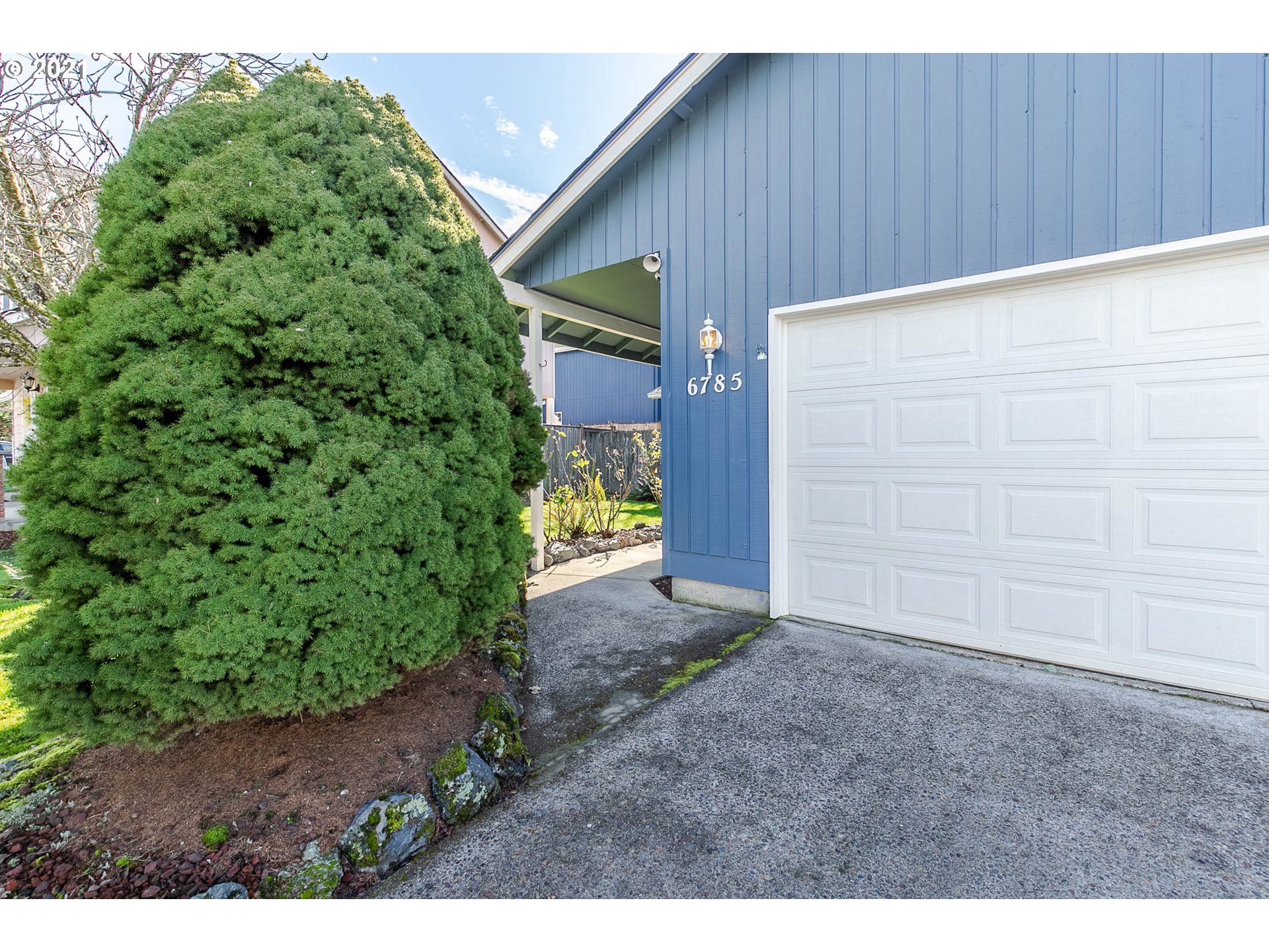 6785 Aster Street Springfield, OR 97478 - Photo 2 of 24