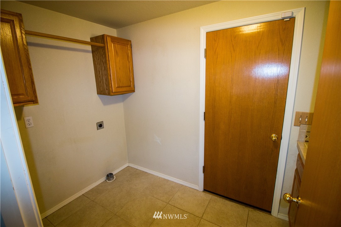5929 Cherokee Loop Southeast Lacey, WA 98513 - Photo 17 of 25 Gallery Image 17