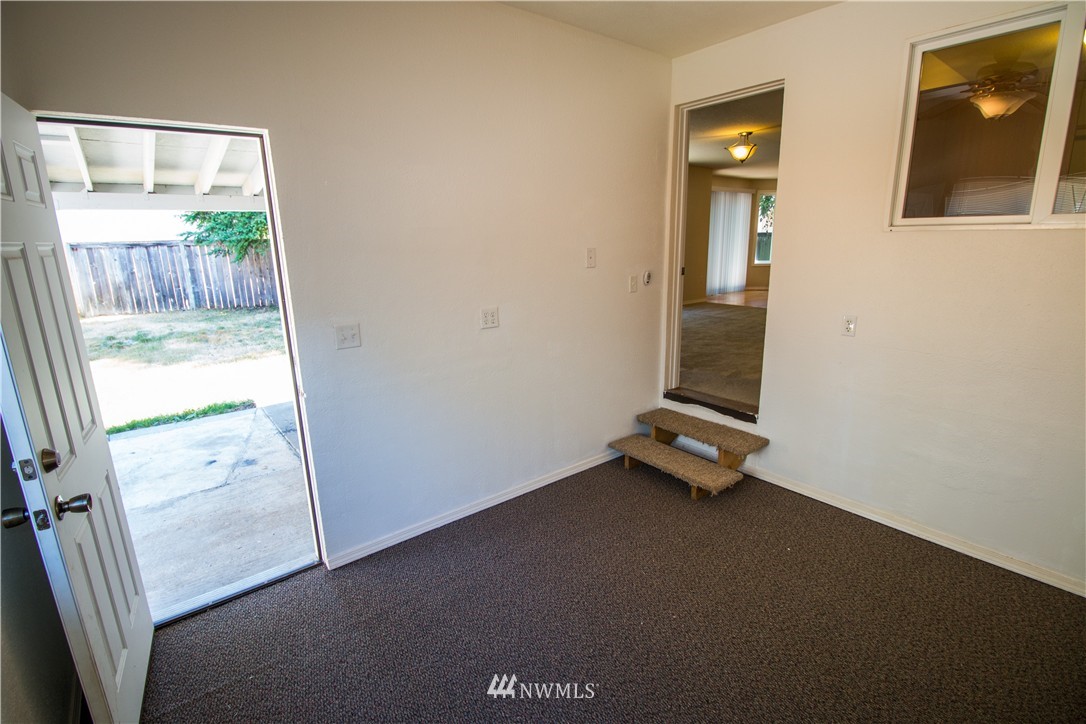 5929 Cherokee Loop Southeast Lacey, WA 98513 - Photo 21 of 25 Gallery Image 21