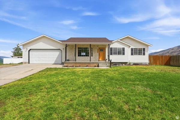 $460,000 | 1261 25 South, Hyrum, UT 84319