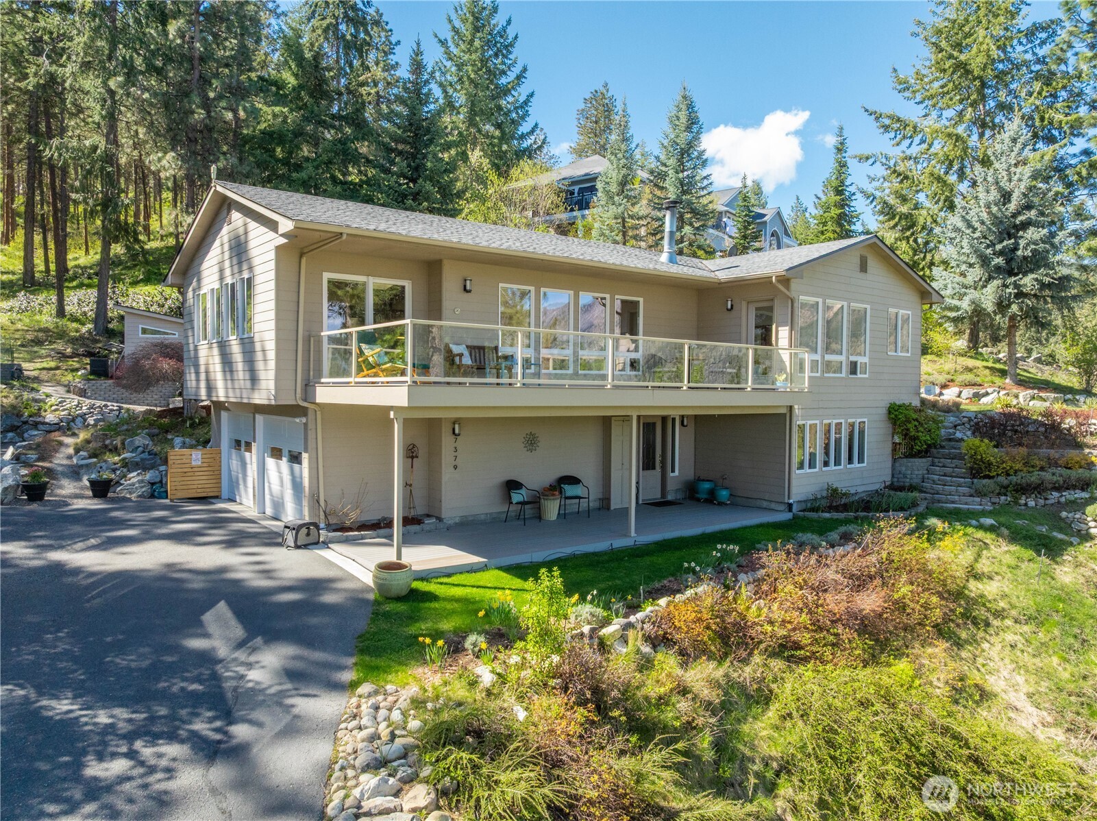 7379 Ridgeview Drive Chelan, WA 98816 - Photo 4 of 40