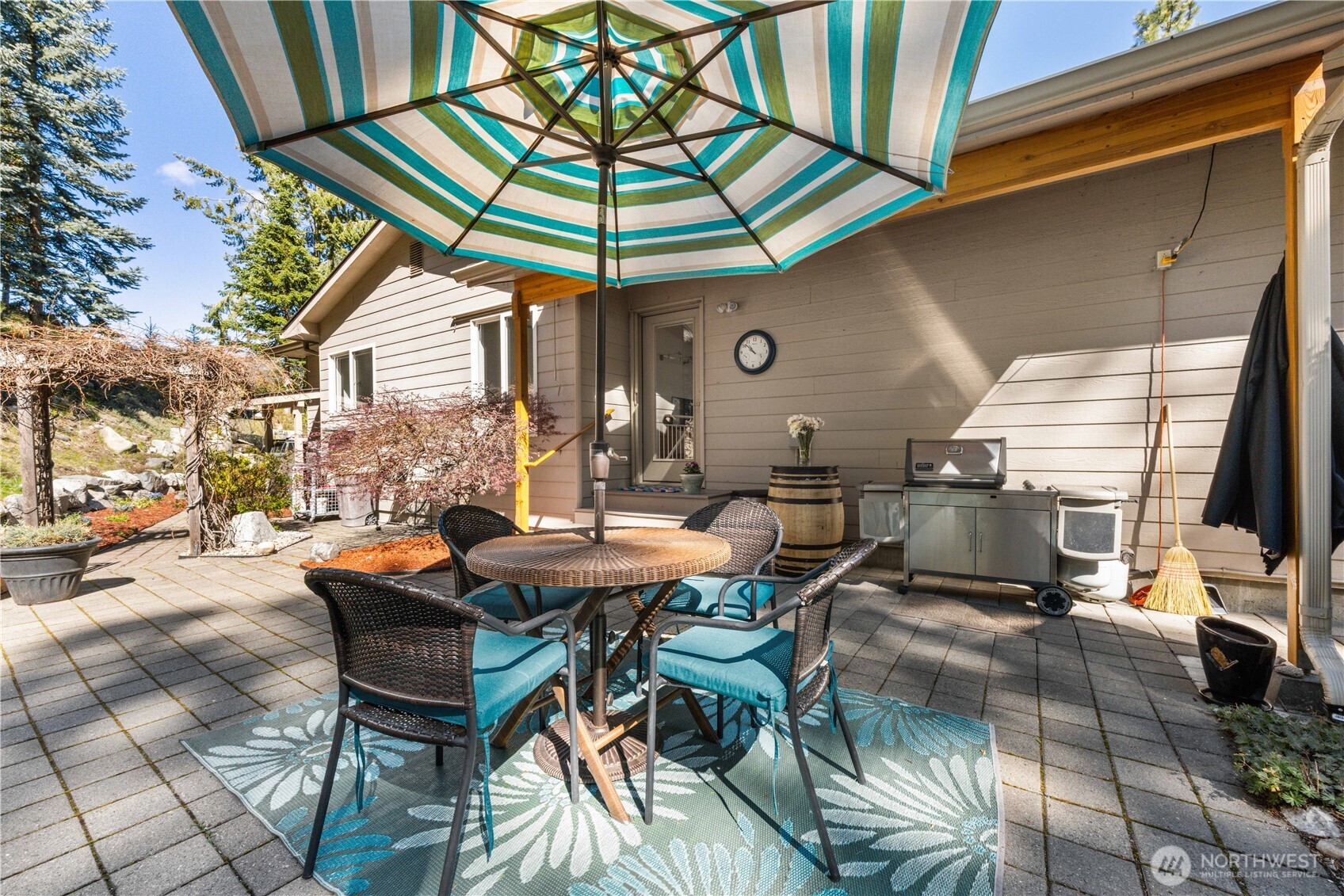 7379 Ridgeview Drive Chelan, WA 98816 - Photo 6 of 40