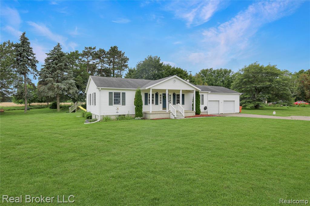 1975 West Hibbard Road Owosso, MI 48867 - Photo 35 of 37 Gallery Image 35