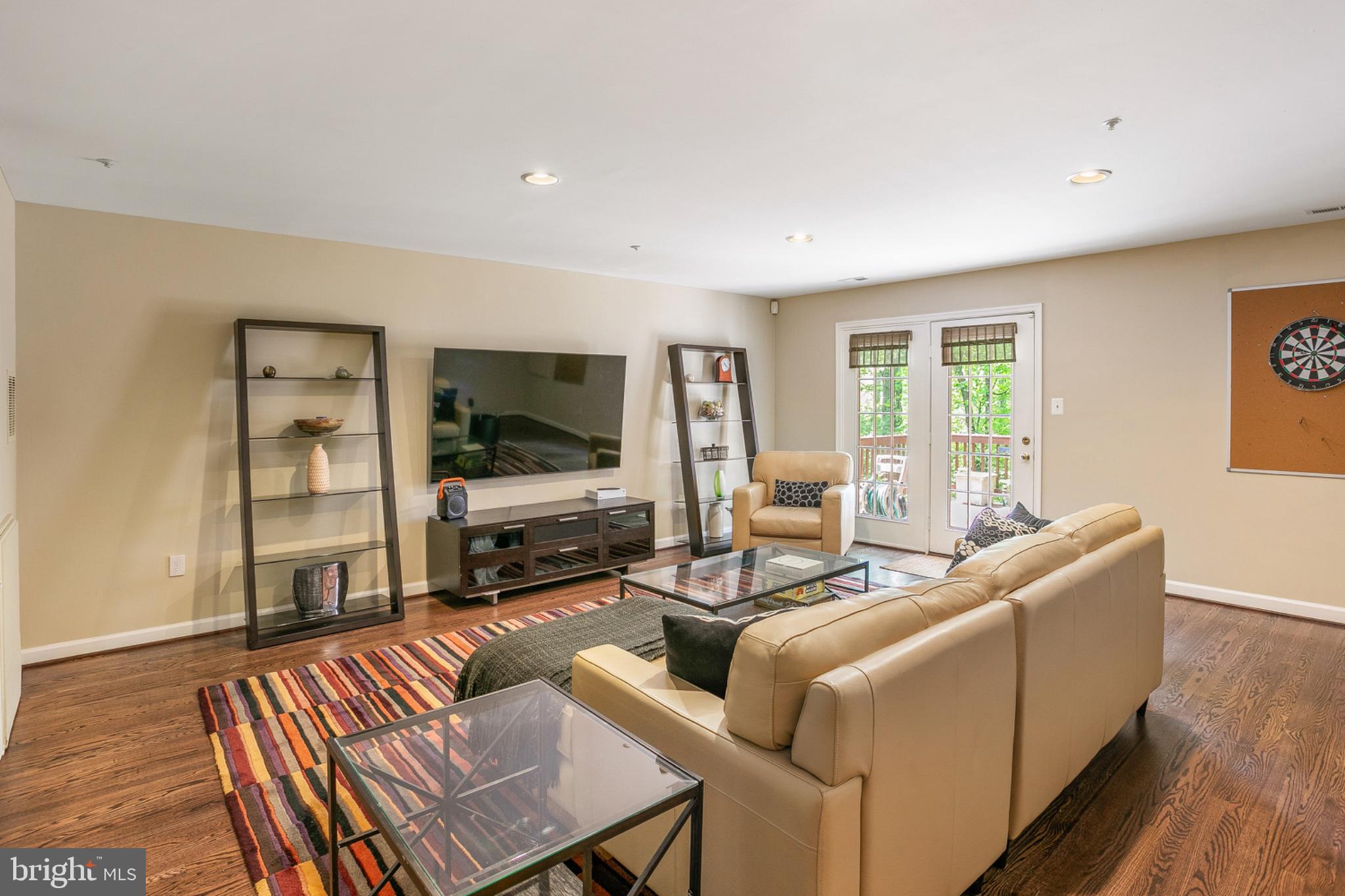 11434 Cedar Ridge Drive Potomac, MD 20854 - Photo 33 of 50