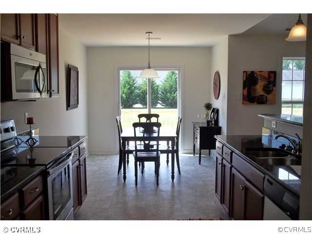 3964 Lost Mill Road Powhatan, VA 23139 - Photo 20 of 24 Kitchen - Model photo looking into eating area - s