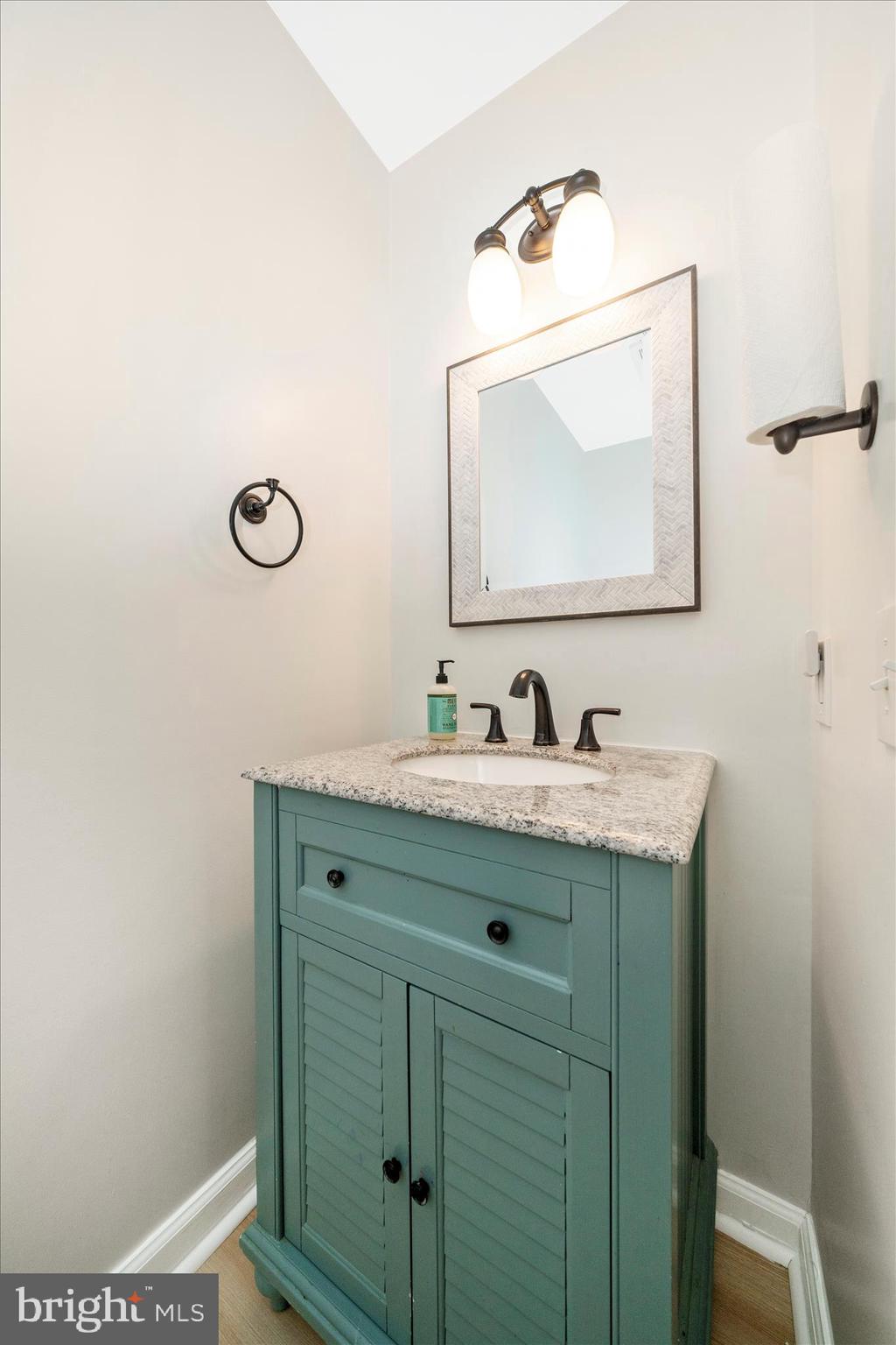 12754 Turquoise Terrace Silver Spring, MD 20904 - Photo 14 of 44 Powder Room