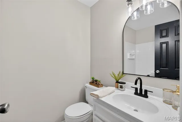 $130,000 | 2331 Kratky Road, Unit E, St. Louis, MO 63114