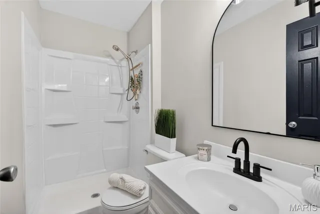 $130,000 | 2331 Kratky Road, Unit E, St. Louis, MO 63114