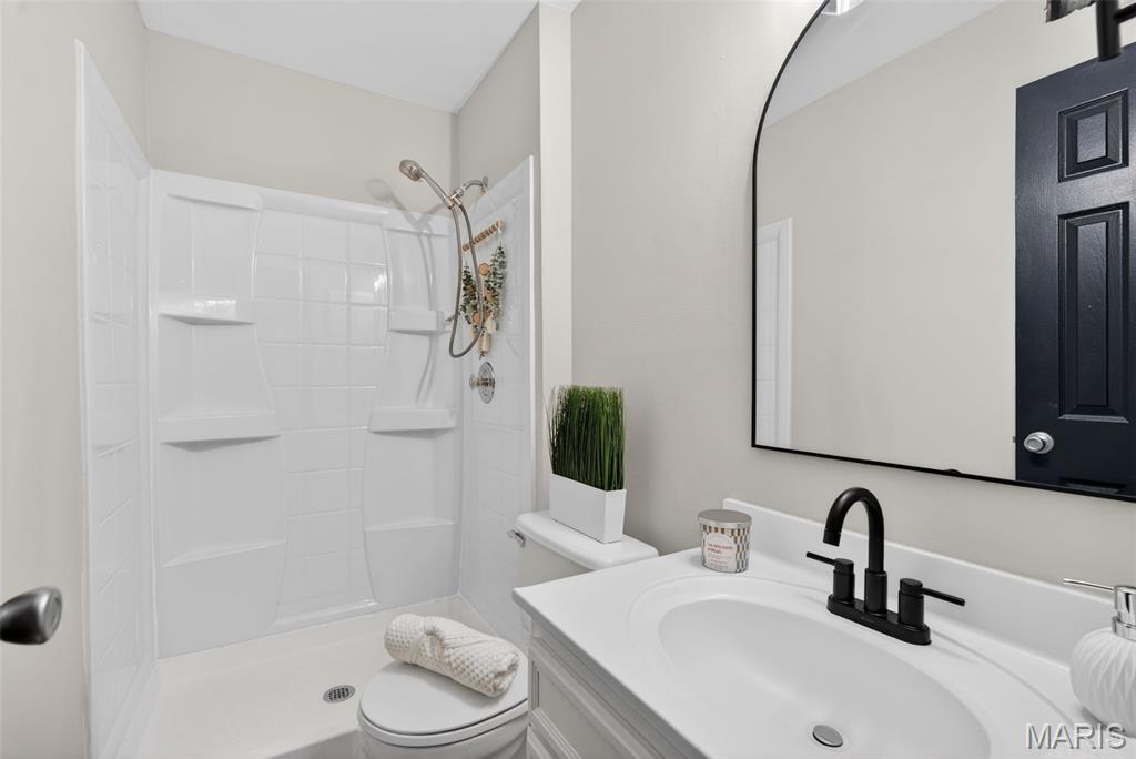 2331 Kratky Road, Unit E St. Louis, MO 63114 - Photo 5 of 25