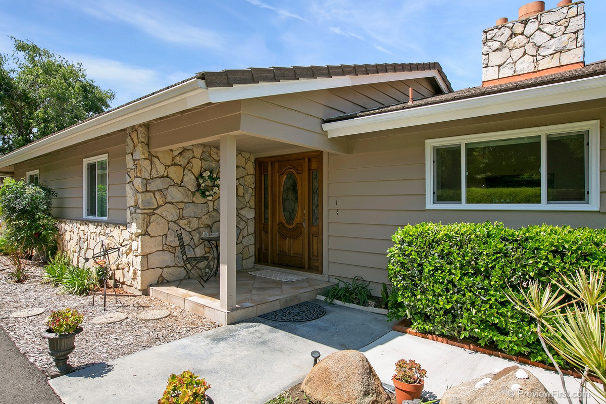 13465 Stone Canyon Road Poway, CA 92064 - Photo 4 of 23