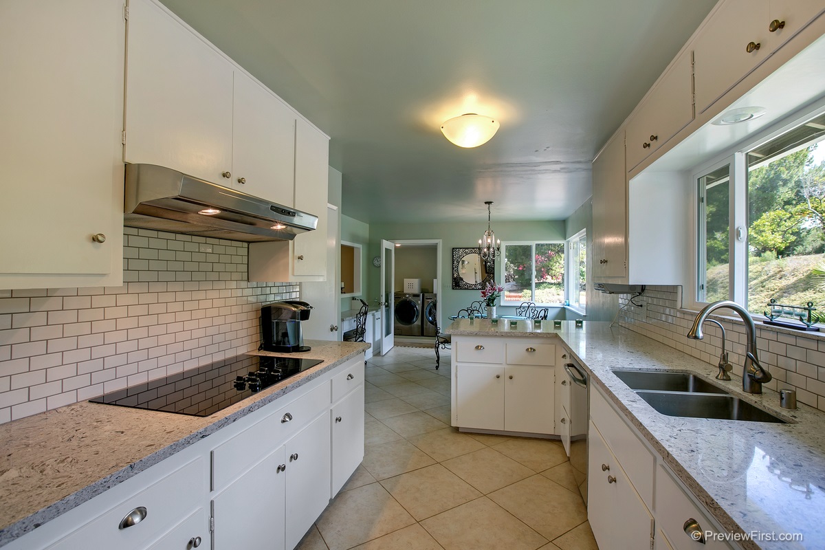 13465 Stone Canyon Road Poway, CA 92064 - Photo 7 of 23