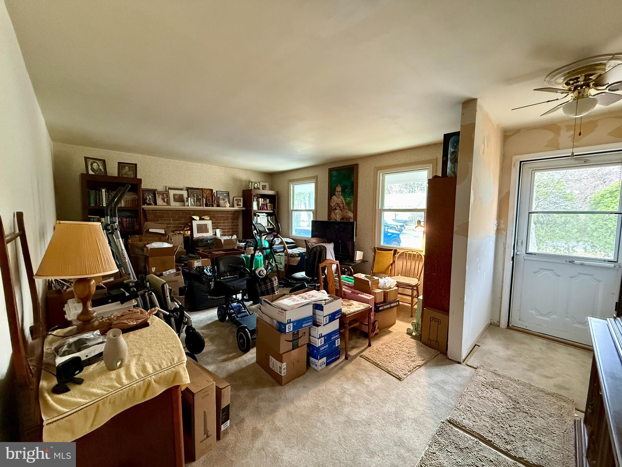 29866 Jefferson Road Mechanicsville, MD 20659 - Photo 15 of 43 a room with gym equipment and a mirror