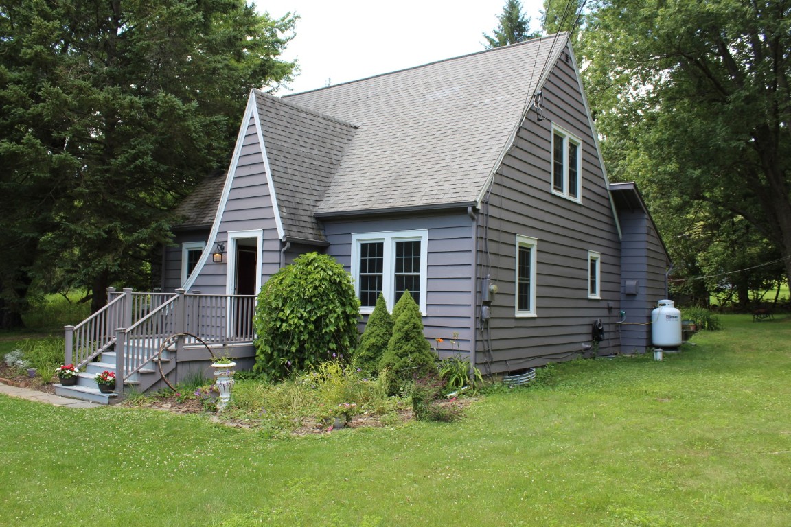 485 Powderhouse Road Vestal, NY 13850 - Photo 2 of 49 Gallery Image 2