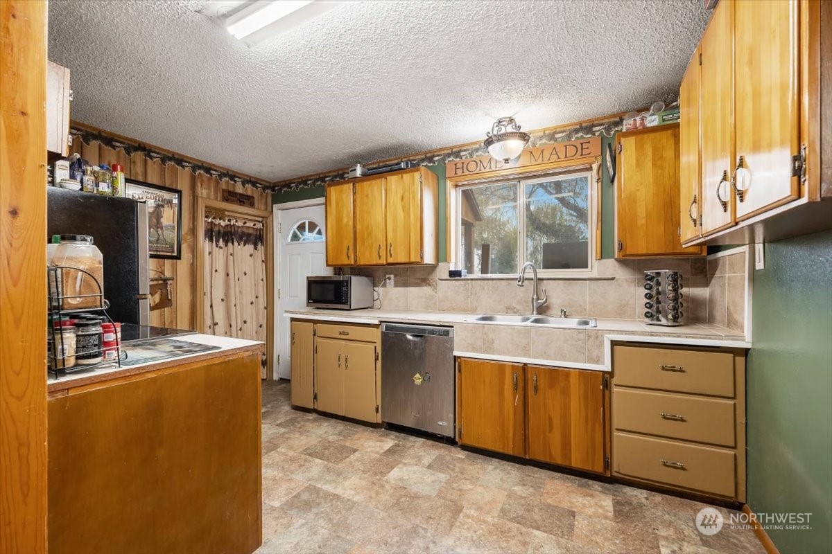 3931 South Wenas Road Selah, WA 98942 - Photo 15 of 30 Gallery Image 15