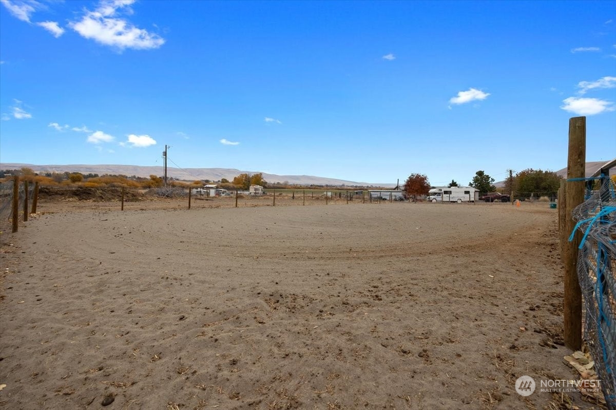 3931 South Wenas Road Selah, WA 98942 - Photo 19 of 30 Gallery Image 19