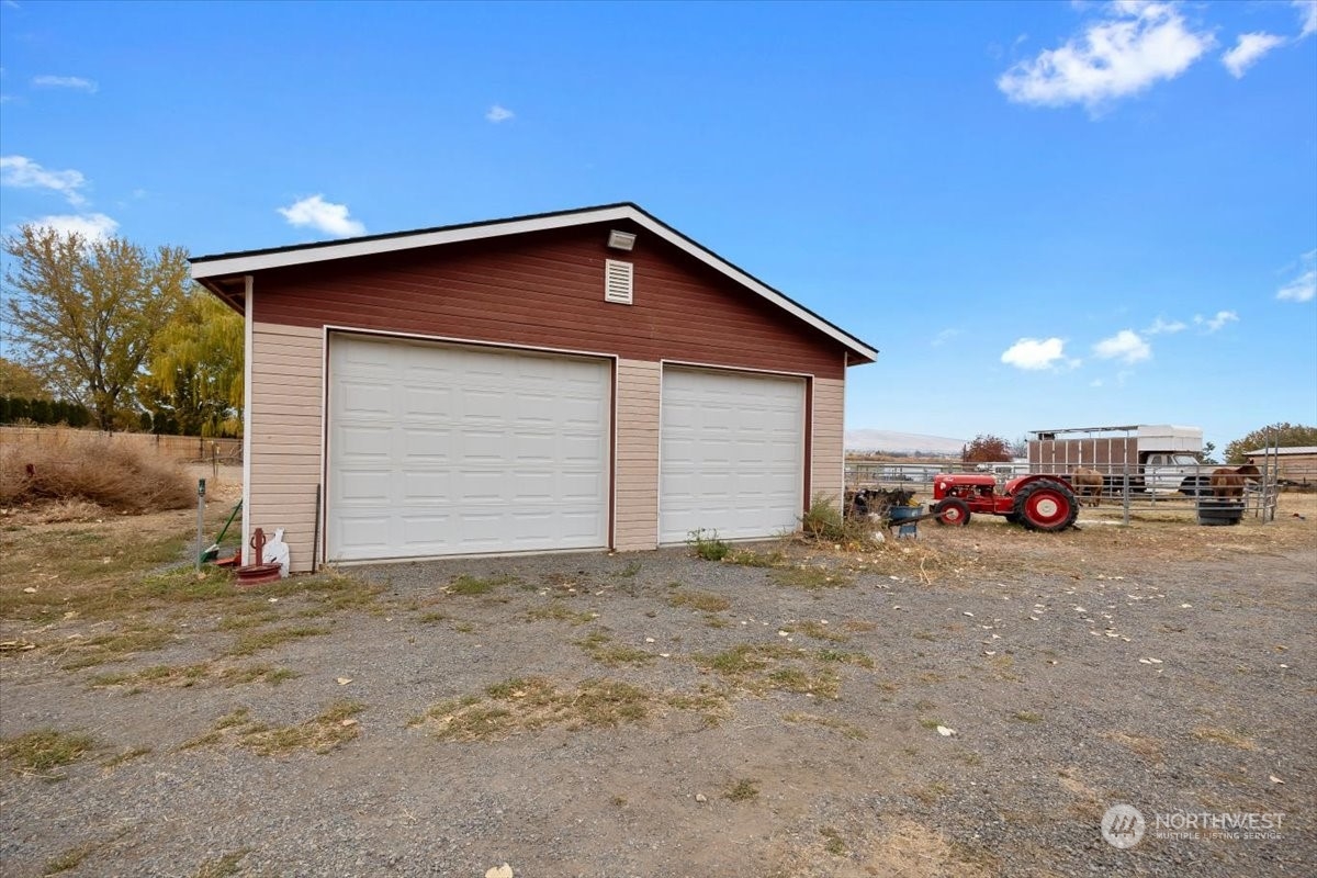 3931 South Wenas Road Selah, WA 98942 - Photo 22 of 30 Gallery Image 22