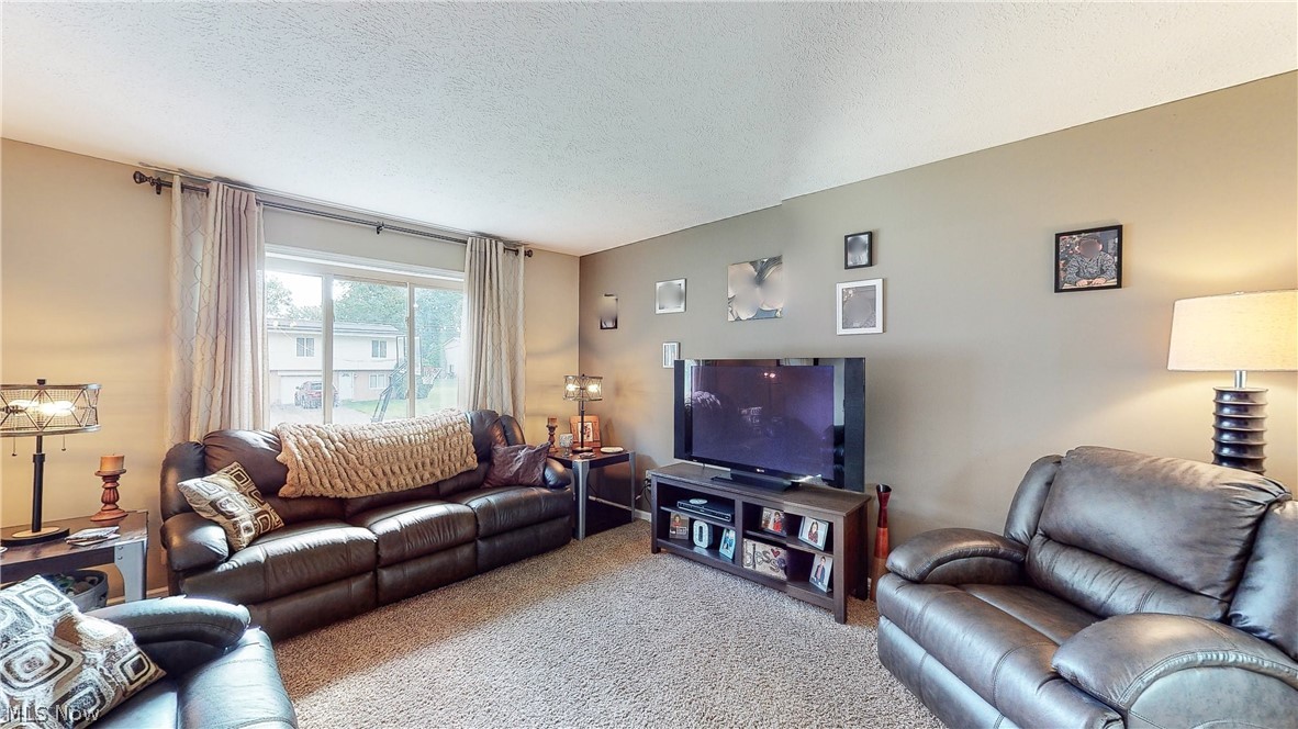 4178 Vira Road Stow, OH 44224 - Photo 3 of 35 Gallery Image 3