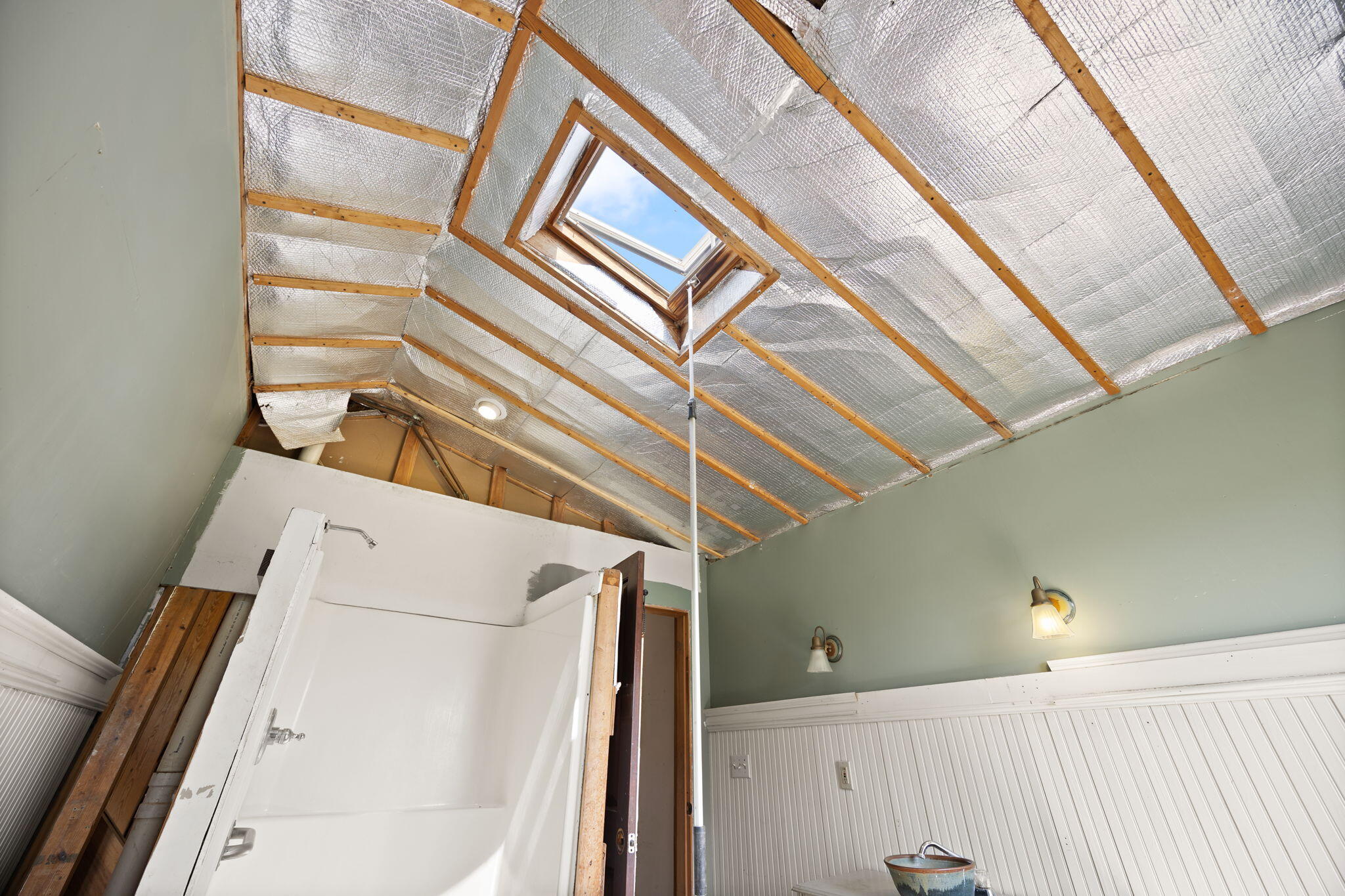 340 Henry Robinson Road Salvisa, KY 40372 - Photo 25 of 53 Bathroom