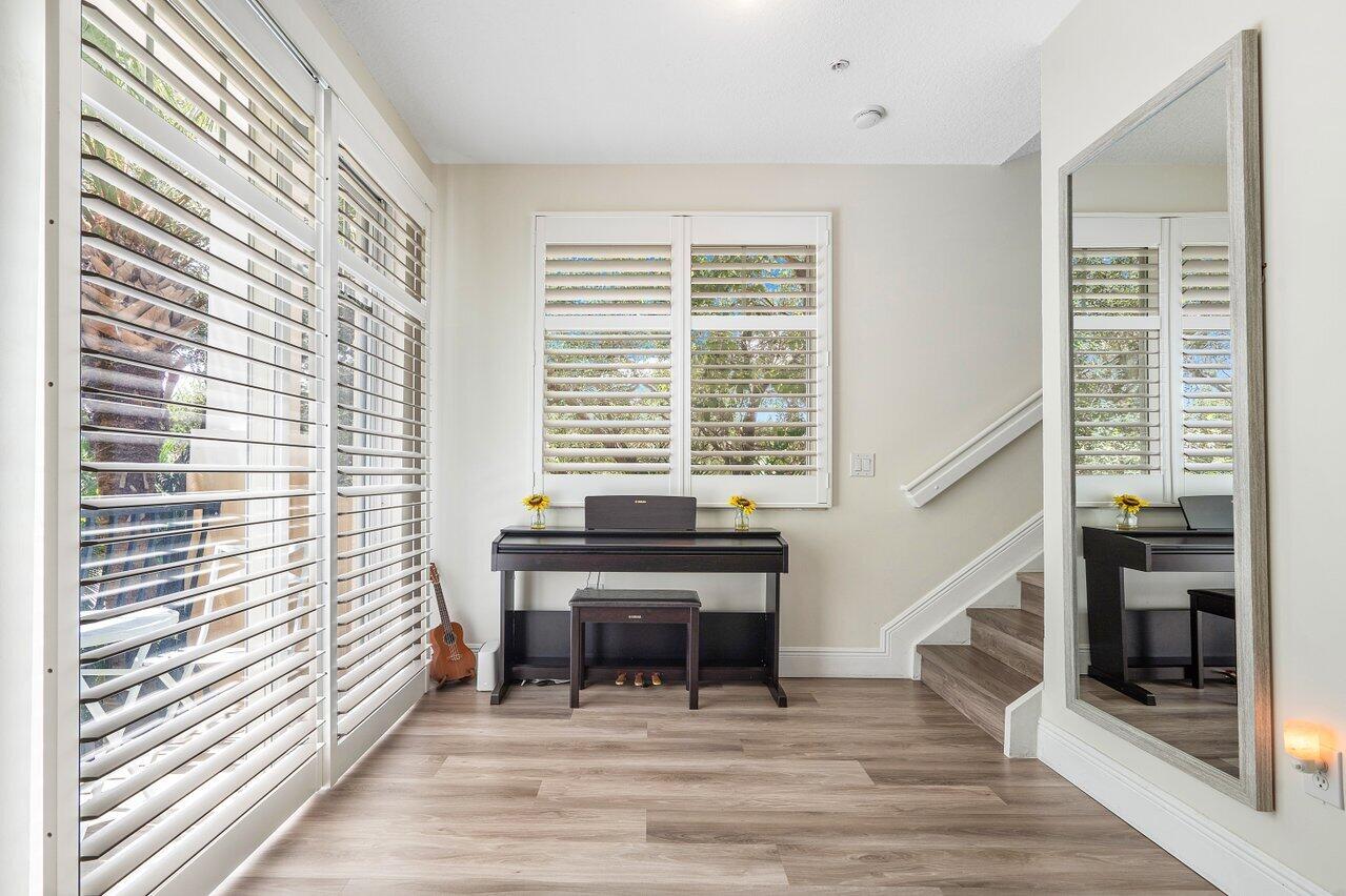 3817 Northwest 5th Terrace Boca Raton, FL 33431 - Photo 10 of 23 021-3817Northwest5thTerrace-BocaRaton-FL