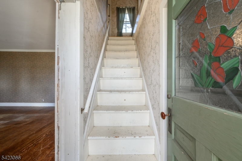 105 Morning Glory Road Warren, NJ 07059 - Photo 3 of 46