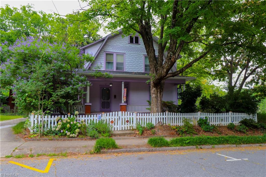 1010 West McGee St  