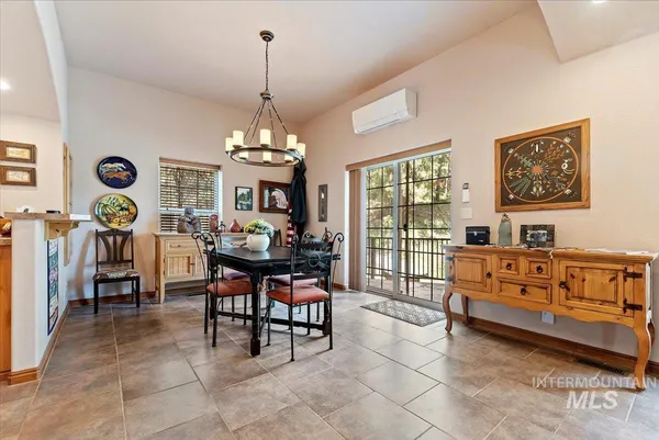 $899,250 | 11 Forest Trail Road, Garden Valley, ID 83622