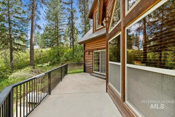 $899,250 | 11 Forest Trail Road, Garden Valley, ID 83622