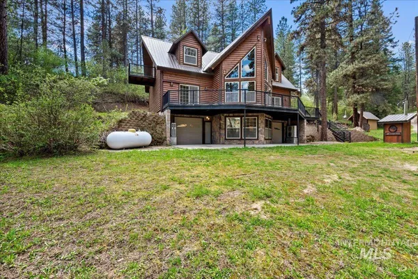 $899,250 | 11 Forest Trail Road, Garden Valley, ID 83622