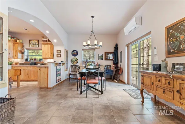 $899,250 | 11 Forest Trail Road, Garden Valley, ID 83622