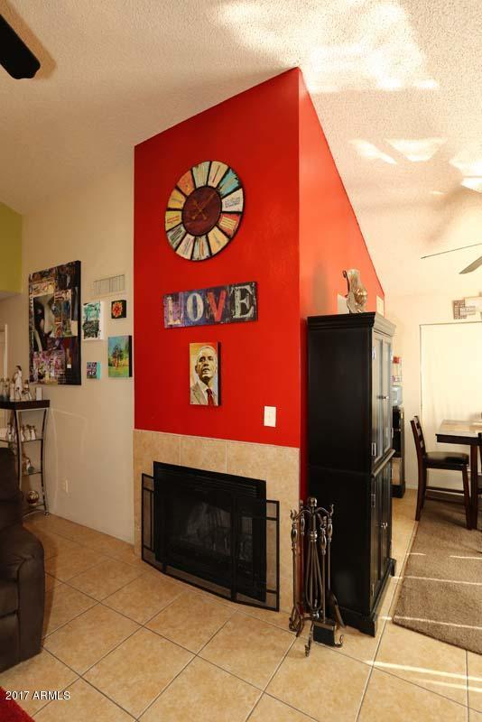 601 East Utopia Road Phoenix, AZ 85024 - Photo 8 of 26 Great Room-Fireplace