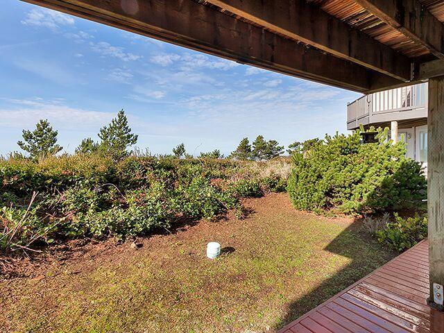 540 Capes Point Tillamook, OR 97141 - Photo 28 of 35 backyard