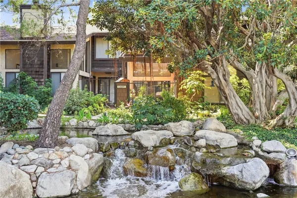 $720,000 | 3669 North Country Club Drive, Unit C, Long Beach, CA 90807