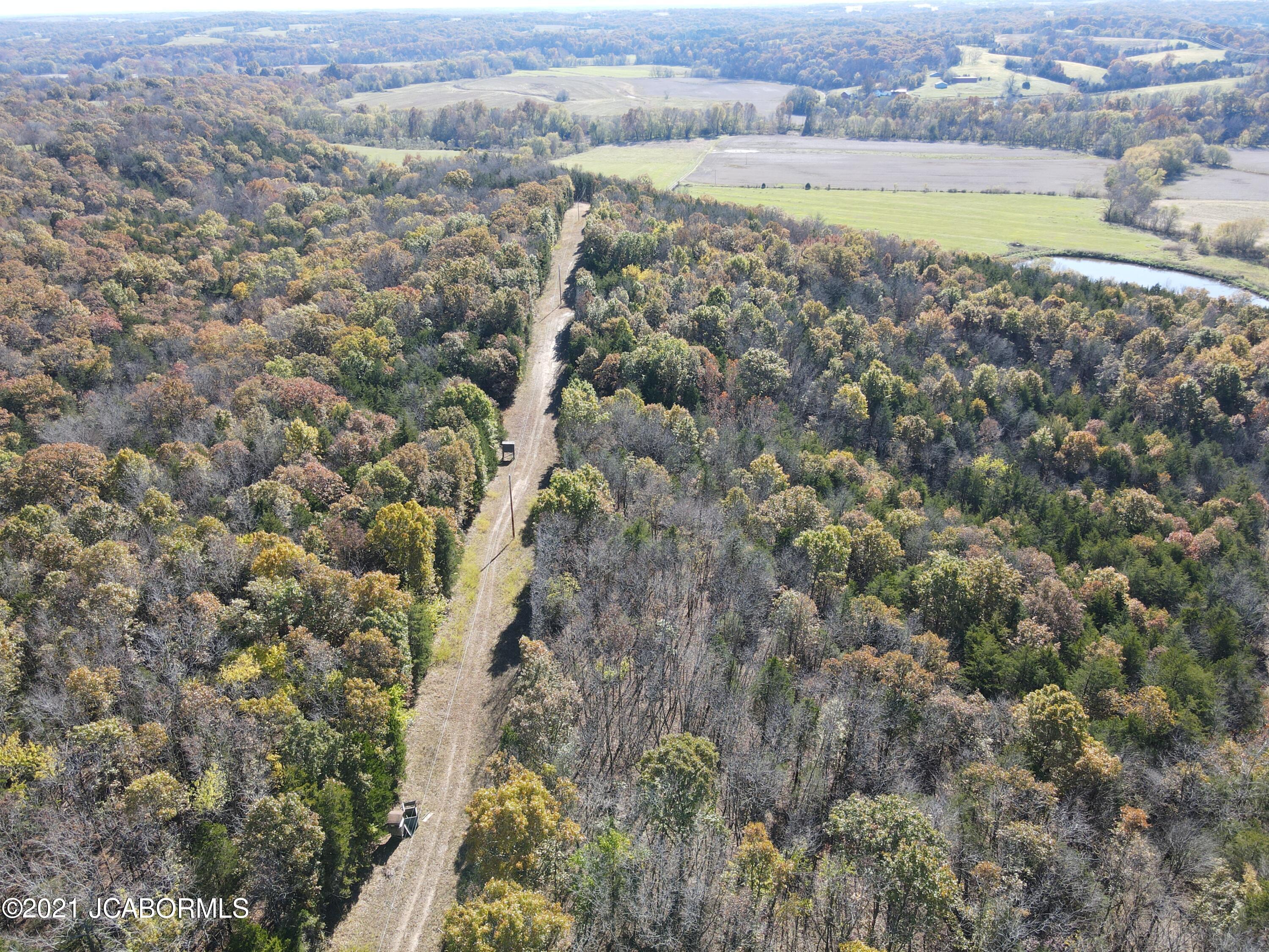 60924 Red Bird Road Jamestown, MO 65046 - Photo 9 of 50