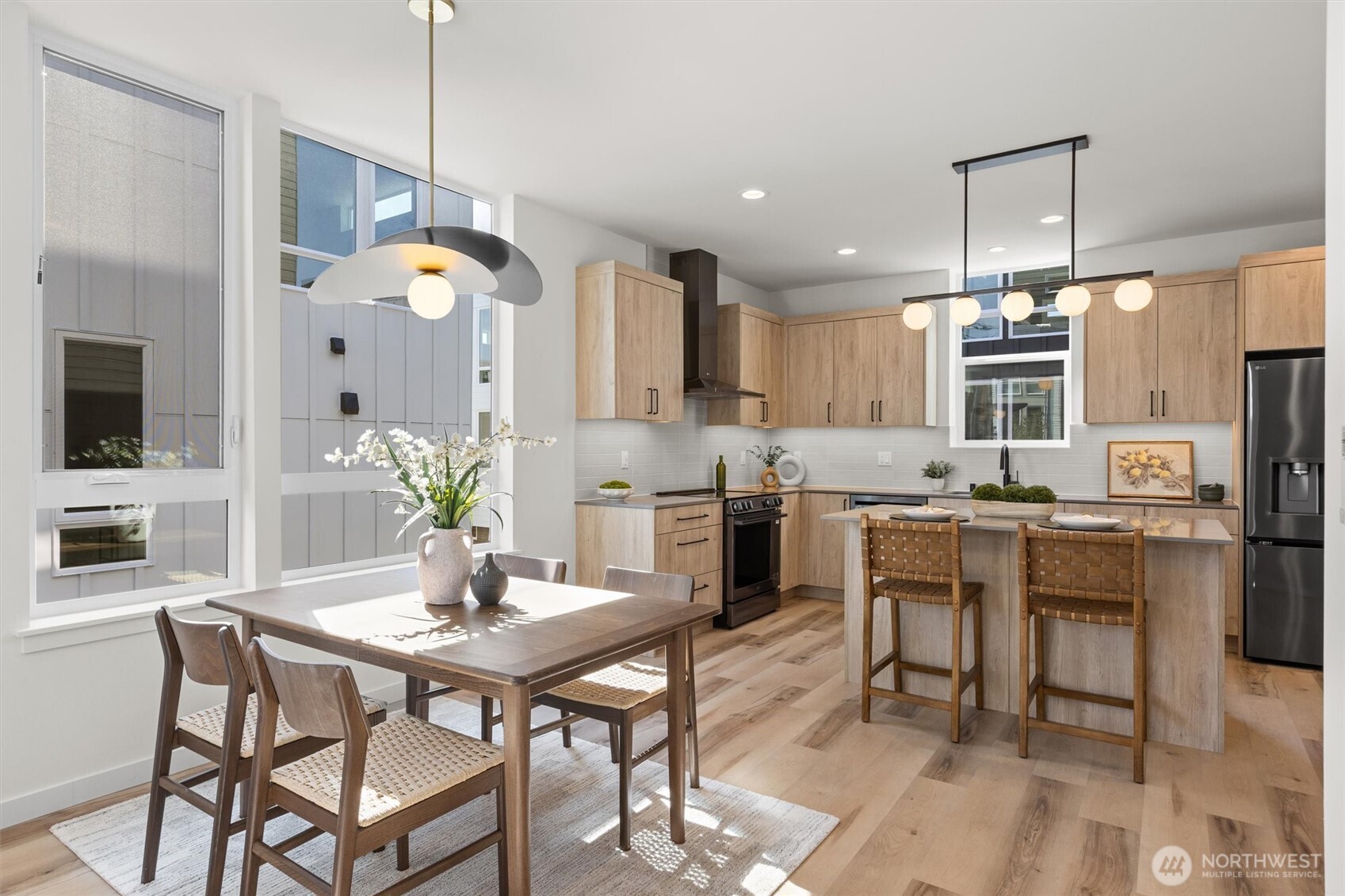813 Northwest 63rd Street Seattle, WA 98107 - Photo 14 of 38