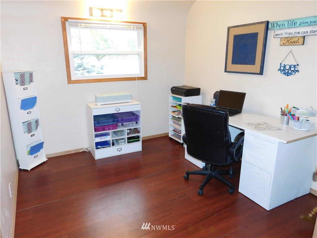2902 Jackson Highway Chehalis, WA 98532 - Photo 15 of 32 a view of a workspace with furniture and a workspace