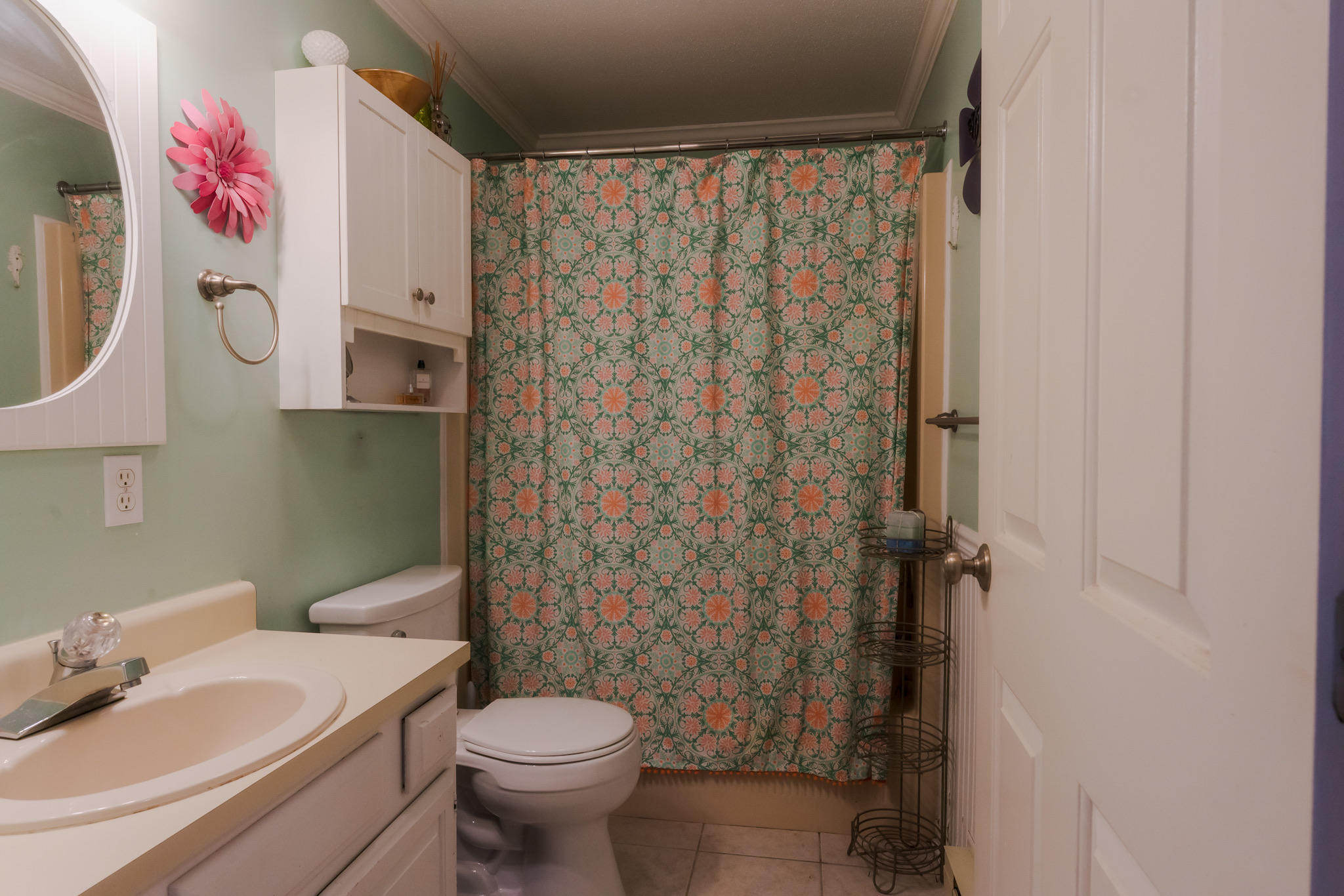 9 Cascade Road, Unit B7 Old Orchard Beach, ME 04064 - Photo 20 of 36 Bath