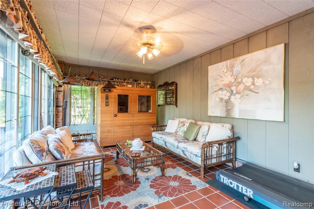 31170 Country Ridge Circle Farmington Hills, MI 48331 - Photo 21 of 56