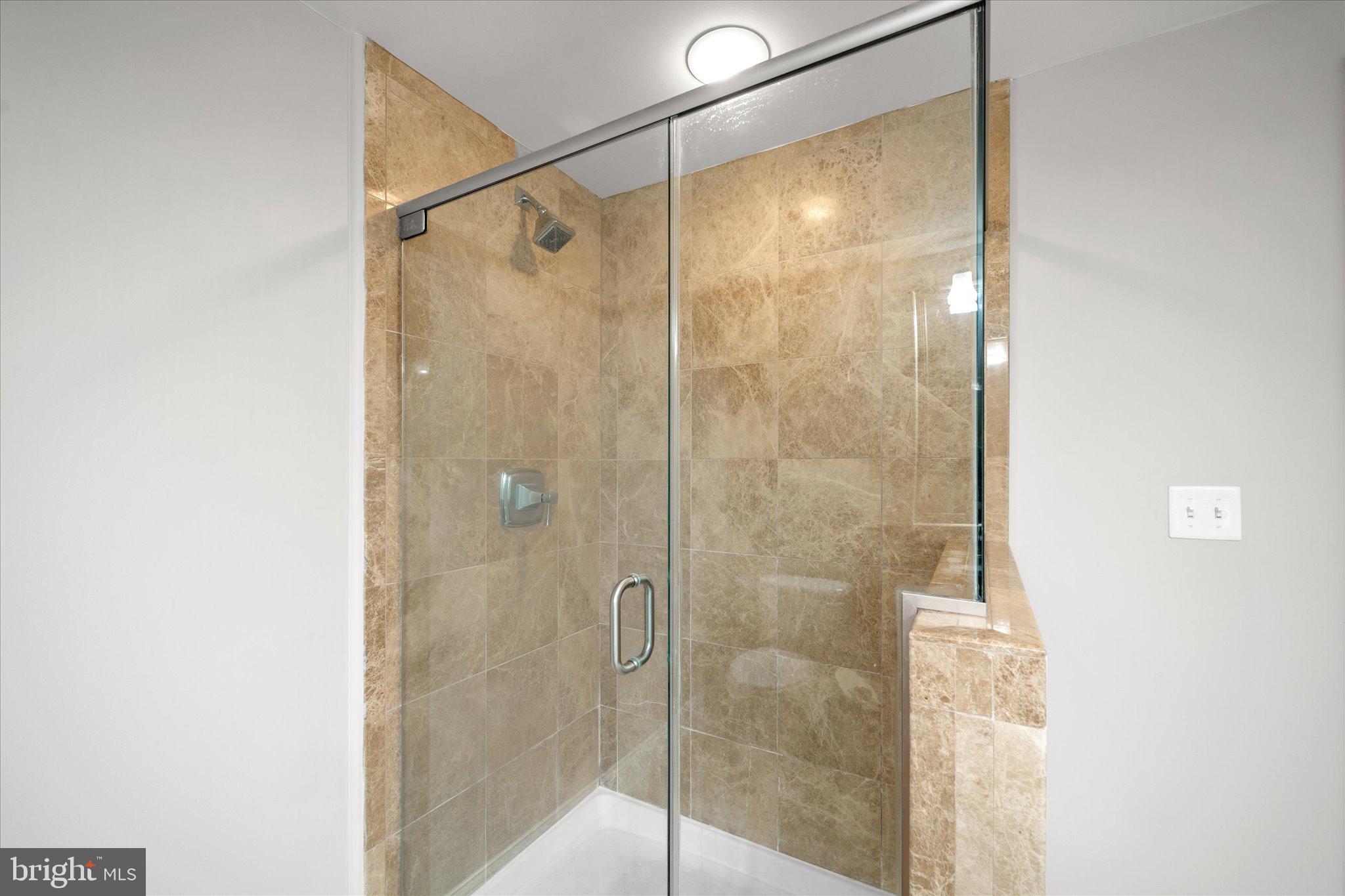 6301 Edsall Road, Unit 301 Alexandria, VA 22312 - Photo 15 of 28 Gallery Image 15