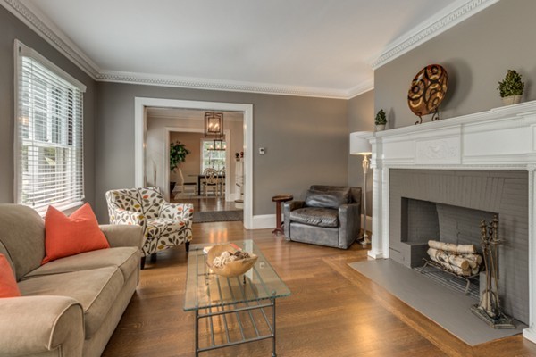 15 Glengarry Road Winchester, MA 01890 - Photo 4 of 30 Gallery Image 4