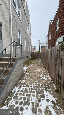 $3,900 | 612 Quintana Place Northwest, Washington, DC 20011