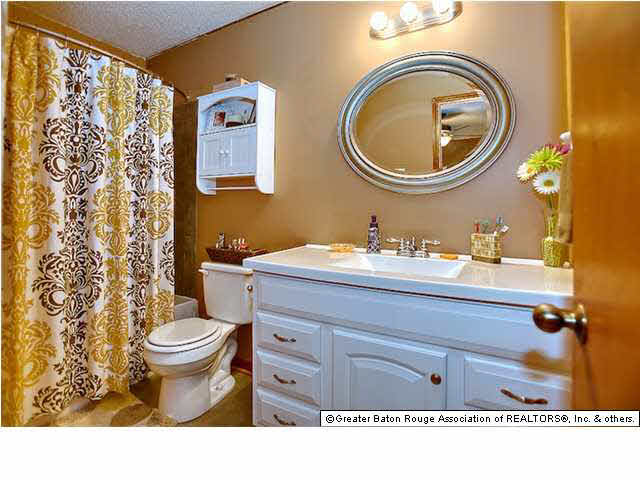 9053 Rathmoor Avenue Central, LA 70714 - Photo 14 of 19 Gallery Image 14