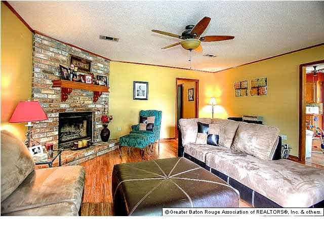 9053 Rathmoor Avenue Central, LA 70714 - Photo 8 of 19 Gallery Image 8