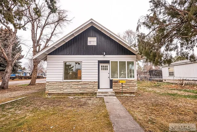 $239,750 | 221 Parsons Street, Blackfoot, ID 83221