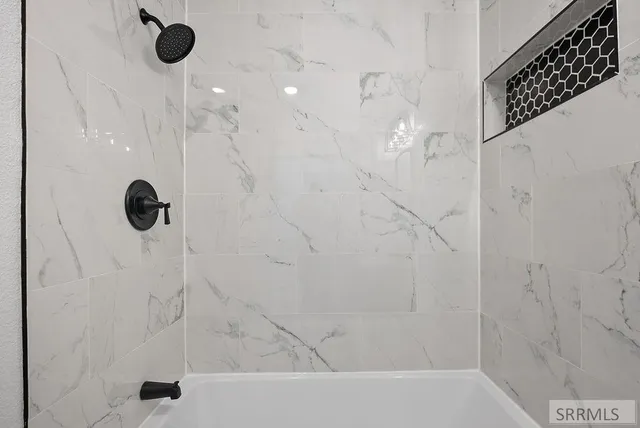 $239,750 | 221 Parsons Street, Blackfoot, ID 83221