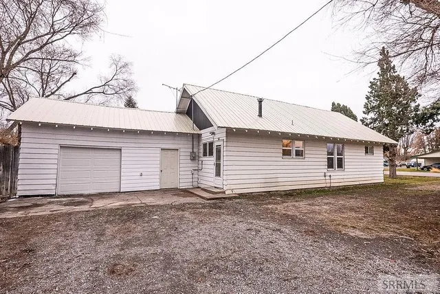 $239,750 | 221 Parsons Street, Blackfoot, ID 83221